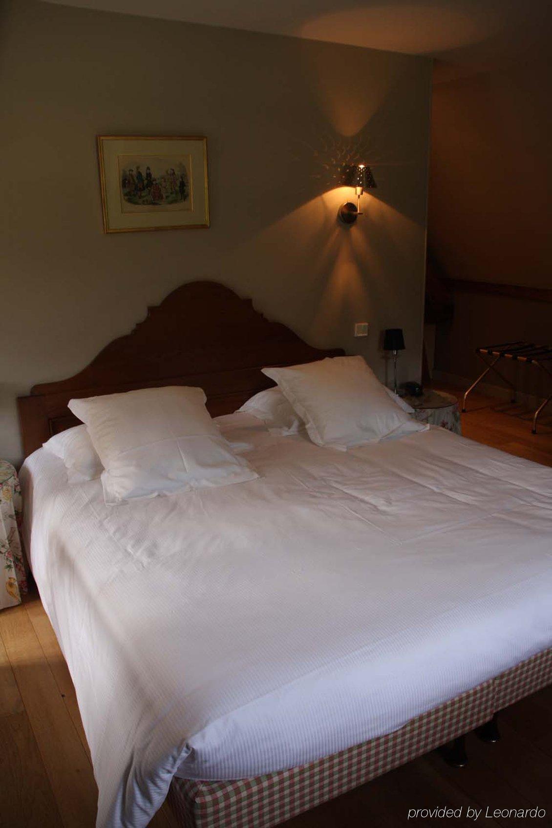 La Chaumiere Hotel Honfleur Phòng bức ảnh